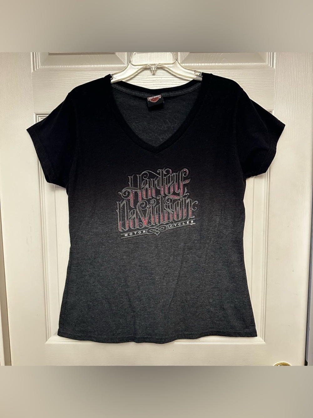 Women’s Harley Davidson Black Ombré V-Neck Bling T-Shirt Size XL Pink Accents - Picture 1 of 7